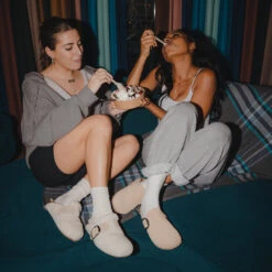 SOCIAL TAN SUEDE - SM REBOOTED -Steve Madden Shop SM 2022 ROOSEVELT ISLAND 62 18ff8415 5bd8 42c0 aab5 104d47091780