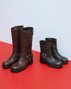 ASTOR BROWN LEATHER -Steve Madden Shop SM 2023 AUGUST DTC 02 ARCHIE ASTOR 1371 CROPPED a5e28d46 dd70 486a 961e 554be08ae797