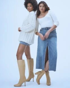 KALANI BUTTER -Steve Madden Shop SM 2023 DECEMBER DTC 26 KALANI HUSH 0788 CROPPED