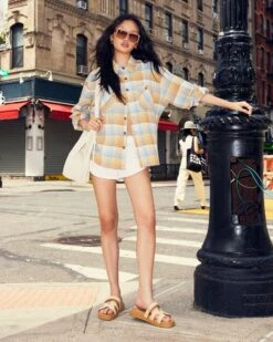 MAYVEN NATURAL RAFFIA 12 MAYVEN NATURAL RAFFIA -Steve Madden Shop SM 2024 AUGUST DTC 09 MAYVEN 0378 CROPPED