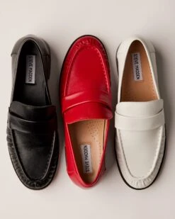 RIDLEY ICE LEATHER 14 RIDLEY ICE LEATHER -Steve Madden Shop SM 2024 JANUARY DTC STILLS 04 RIDLEY 0799 b6bca667 0d80 4da4 be82 d51e30a2d186