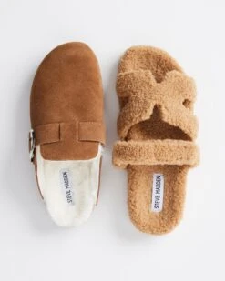 MAYVEN FAUX SHEARLING CAMEL FABRIC -Steve Madden Shop SM 2024 JANUARY STILLS 06 SAM F MAYVEN S 5760