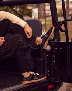 DIXON BLACK LEATHER -Steve Madden Shop SM 2024 Q4 MENS 07 DIXON 0185