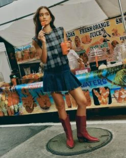 ALBANY RED LEATHER 17 ALBANY RED LEATHER -Steve Madden Shop SM 2025 JULY TREND SUMMER STREET 18 ALBANY 0771 8a157a7e b605 439e 8d27 5f52ae39b306