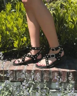 LINEAR BLACK SUEDE 16 LINEAR BLACK SUEDE -Steve Madden Shop SM 2025 MAY TSITP UGC LINEAR 1