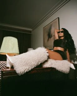 ICON OFF-WHITE -Steve Madden Shop SM 2025 SEPTEMBER ANGELA SIMMONS ICON BP409440 BP404814 003 03