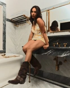 ASHWOOD BROWN SUEDE -Steve Madden Shop SM 25 JULY SOCIAL 02 ASHWOOD BROWN 0362 R1 2