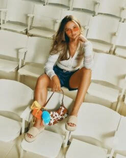 ANISE BAG BROWN COW PRINT 18 ANISE BAG BROWN COW PRINT -Steve Madden Shop SM AUGUST DTC 2025 02 BEACHY 102 9c8e9bd0 d2a2 47c6 ab6b 89c8a2b37a96