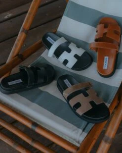 MAYVEN WHITE/BLACK - SM REBOOTED -Steve Madden Shop SM CANOUAN 04 MAYVEN 9170 3a252169 2ba9 4113 9f4e 4fc9cb657740