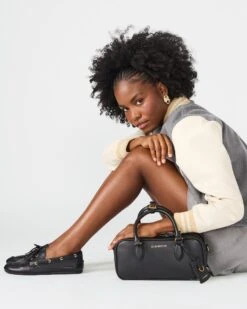 MERIT BAG BLACK LEATHER -Steve Madden Shop STEVEMADDEN HANDBAGS BMERIT BLACK 20463