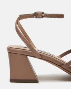 ASHLYNN BLUSH LEATHER -Steve Madden Shop STEVEMADDEN SHOES ASHLYNN BLUSH LEATHER 04 dfae17c5 720d 4ba5 a043 6b49f8586cf4