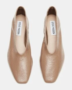 CLAUD CAMEL PATENT LEATHER 8 CLAUD CAMEL PATENT LEATHER -Steve Madden Shop STEVEMADDEN SHOES CLAUD CAMEL PATENT 04 0fe865db 524b 438f a1b5 f1ac460df6c2