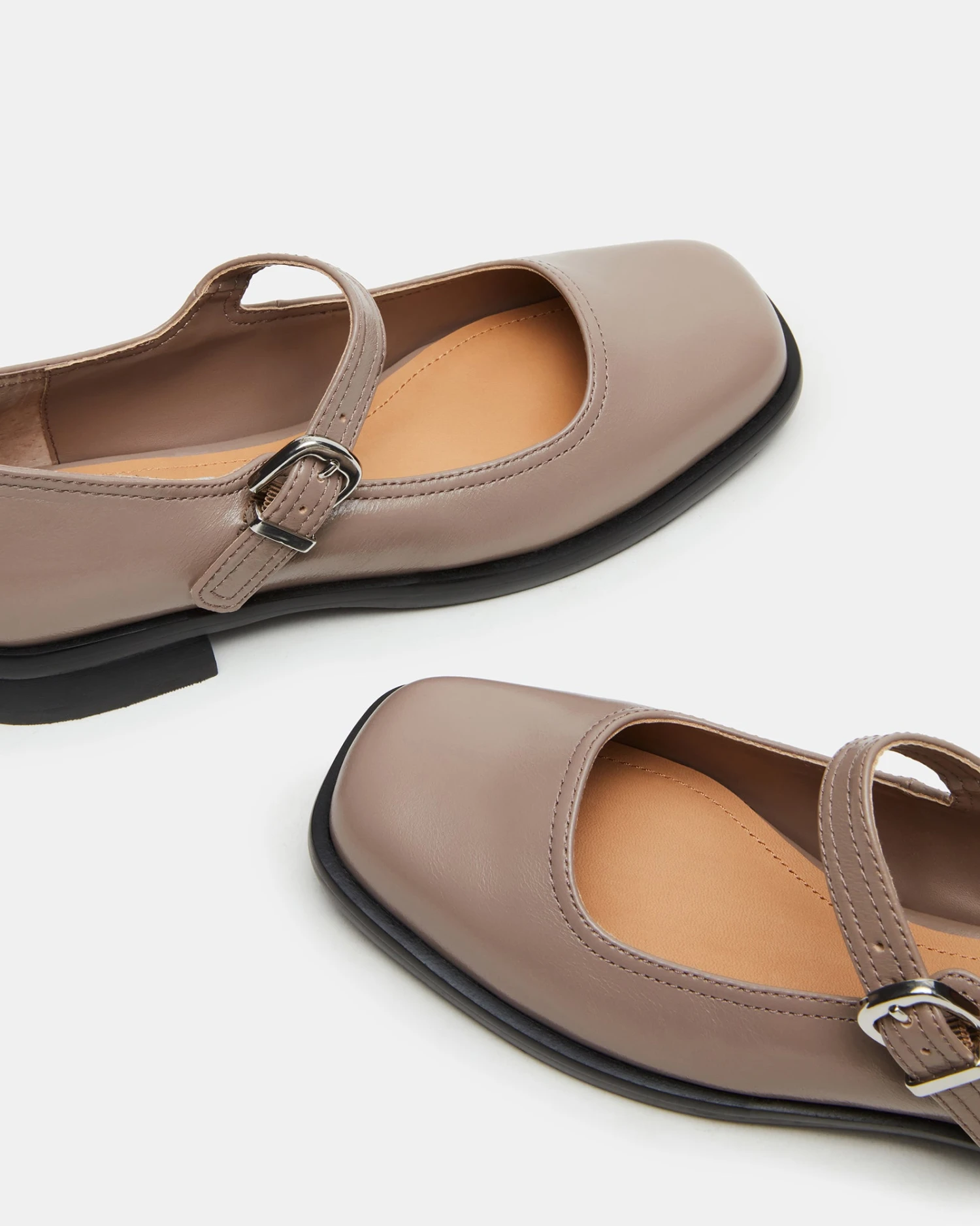 DELANCY TAUPE LEATHER 3 DELANCY TAUPE LEATHER - Image 3