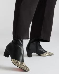 JETER BLACK SNAKE -Steve Madden Shop STEVEMADDEN SHOES JETER A BLACK SNAKE 10815