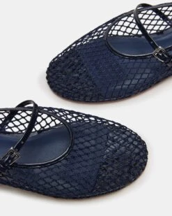 MAGS NAVY -Steve Madden Shop STEVEMADDEN SHOES MAGS NAVY 04