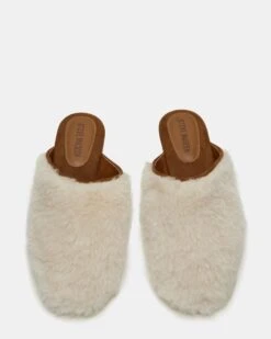 PEARSON FAUX FUR CREAM 8 PEARSON FAUX FUR CREAM -Steve Madden Shop STEVEMADDEN SHOES PEARSON F CREAM 03