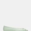 VIXEN PISTACHIO -Steve Madden Shop STEVEMADDEN SHOES VIXEN LIGHT GREEN 01