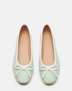 VIXEN PISTACHIO -Steve Madden Shop STEVEMADDEN SHOES VIXEN LIGHT GREEN 04